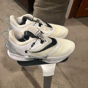 Nike self lacing shoe